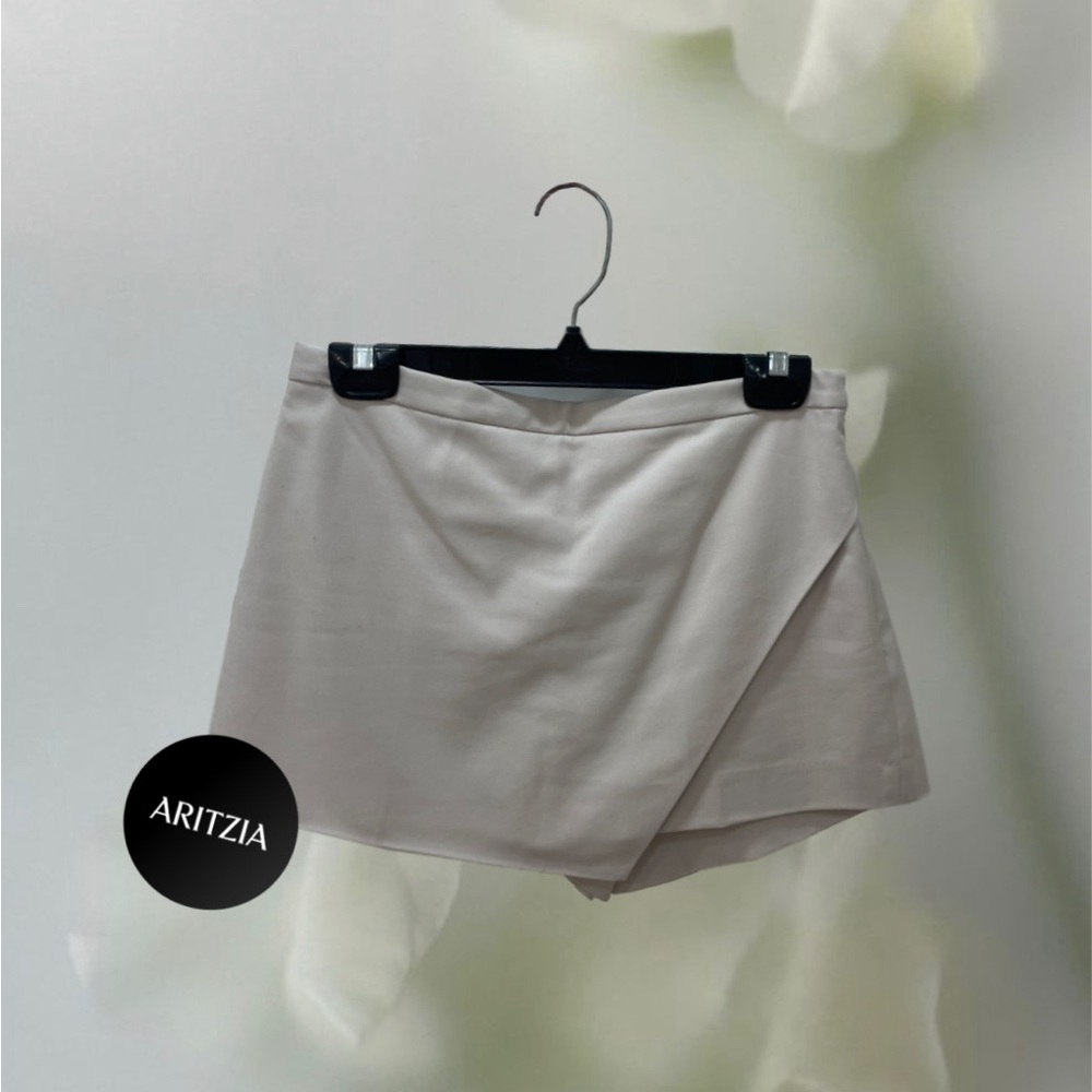 Aritzia - Babaton - Kelly Skort